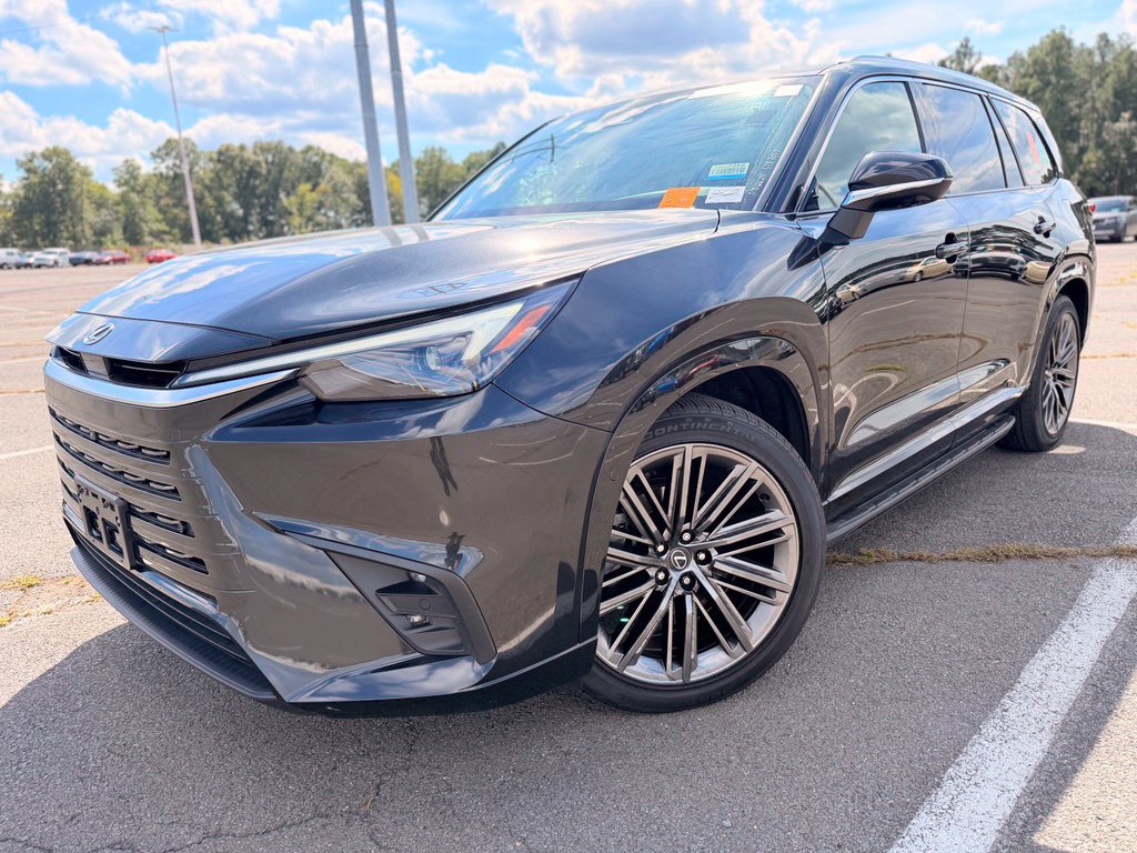 Used 2025 Lexus TX 350 AWD w/ Technology Package image 2