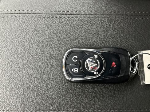 Used 2023 Buick Encore GX Preferred w/ Cold Weather Comfort Package image 21