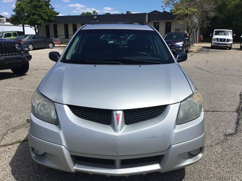 Used 2003 Pontiac Vibe w/ Power Group Value Package FWD image 3
