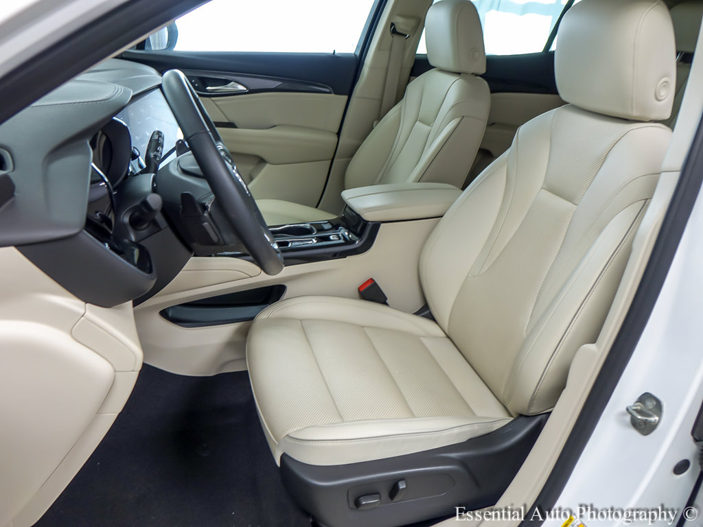 Used 2023 Buick Envision Essence AWD/4WD image 9