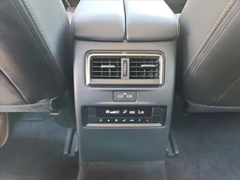 Used 2024 MAZDA CX-90 Plug-In Hybrid w/ Preferred AWD/4WD image 16