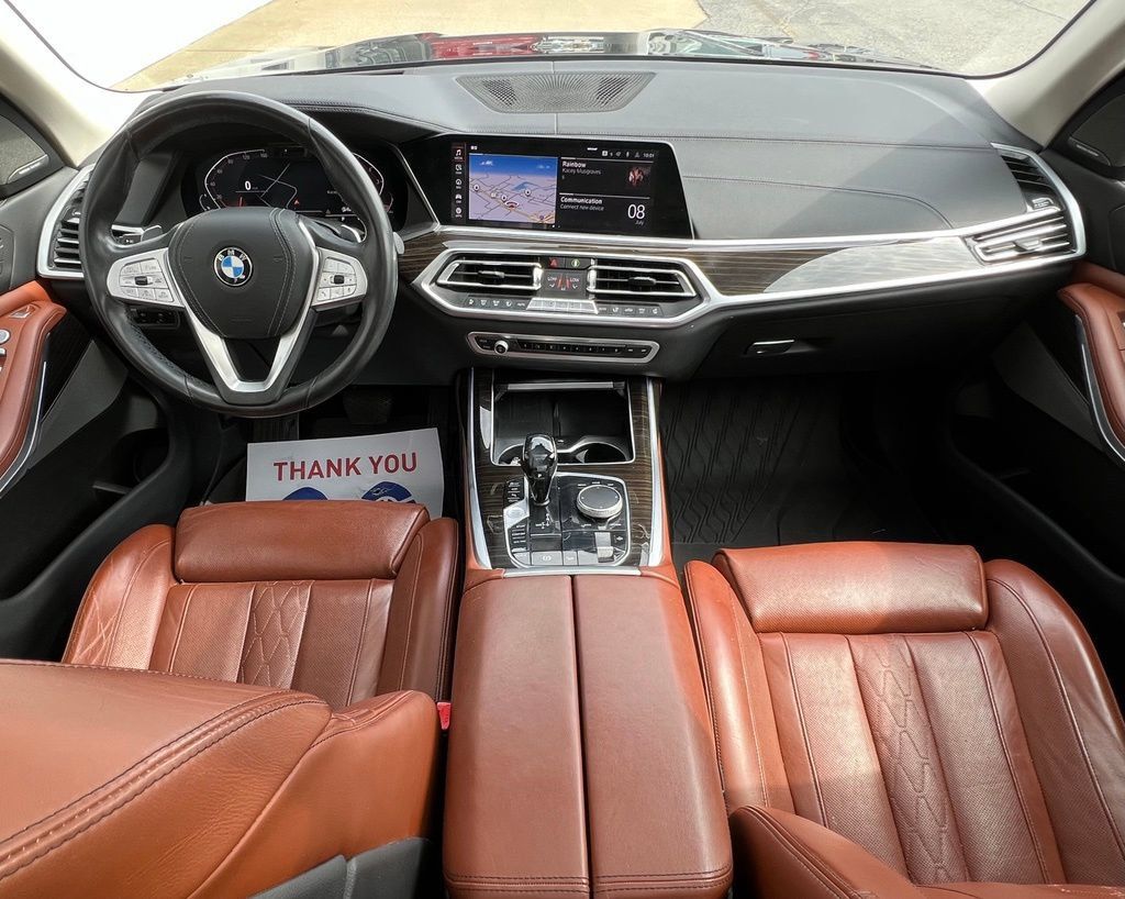 Used 2020 BMW X7 xDrive40i w/ Premium Package AWD/4WD image 2