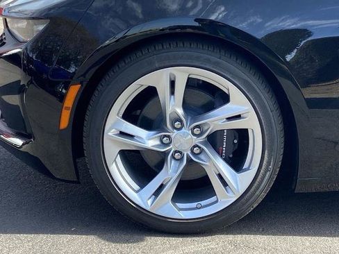 Used 2023 Chevrolet Camaro LT w/ Technology Package image 28