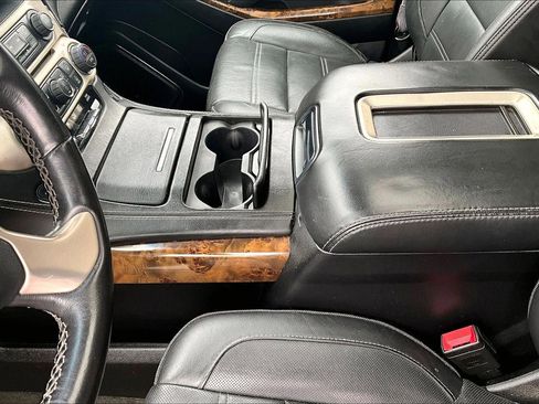 Used 2015 GMC Yukon XL Denali w/ Touring Package image 15