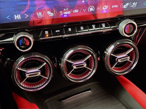 Used 2024 Chevrolet Blazer EV RS image 17