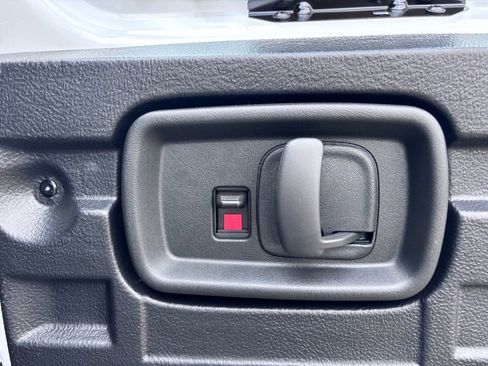New 2025 Chevrolet Express 3500 Work Van w/ Driver Convenience Package image 21