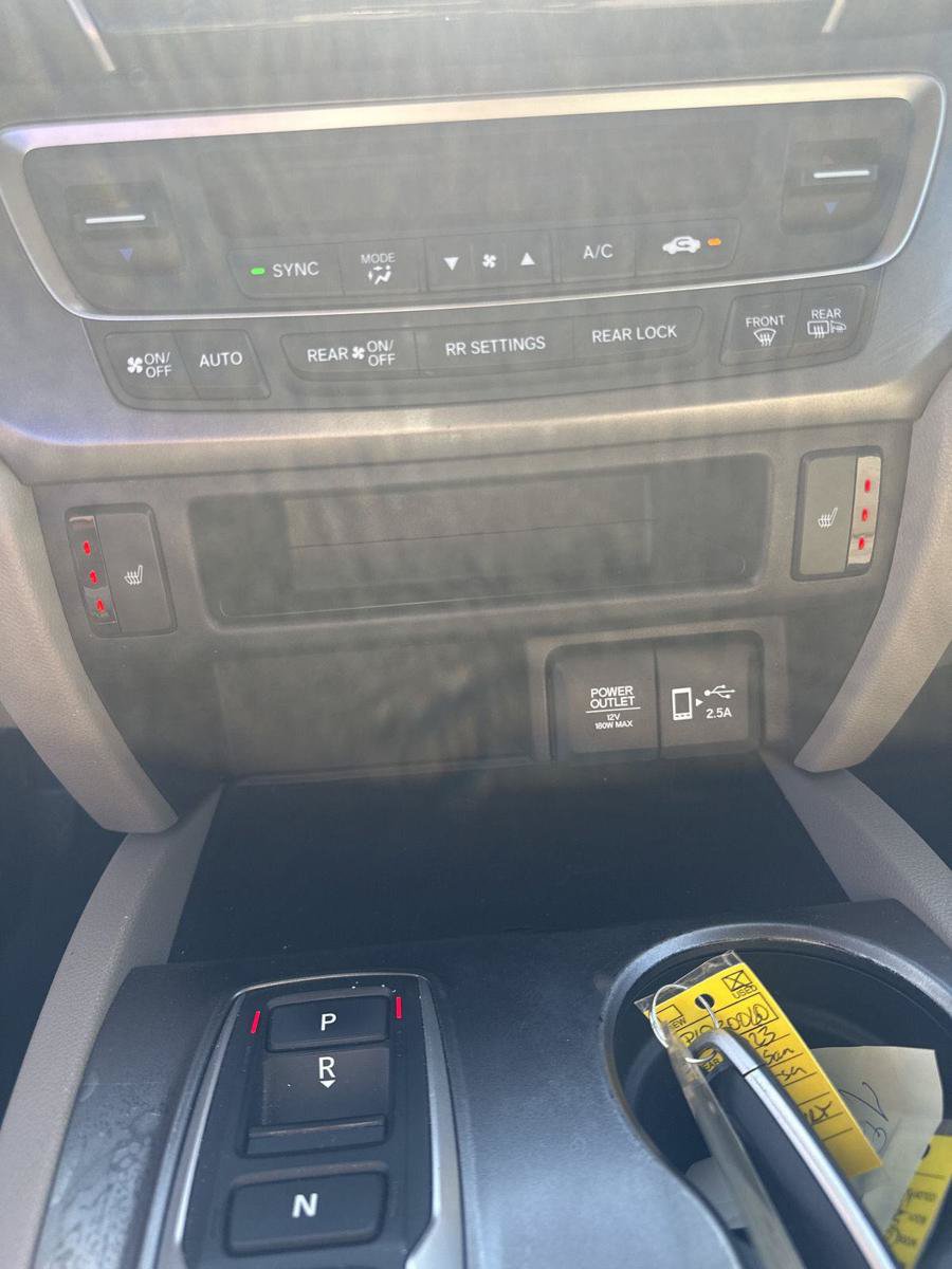 Used 2021 Honda Pilot EX image 30