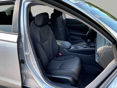 Used 2025 Honda Accord LX image 21