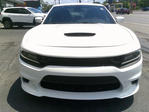 Used 2019 Dodge Charger R/T RWD image 15