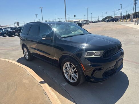 Used 2025 Dodge Durango GT AWD/4WD image 3