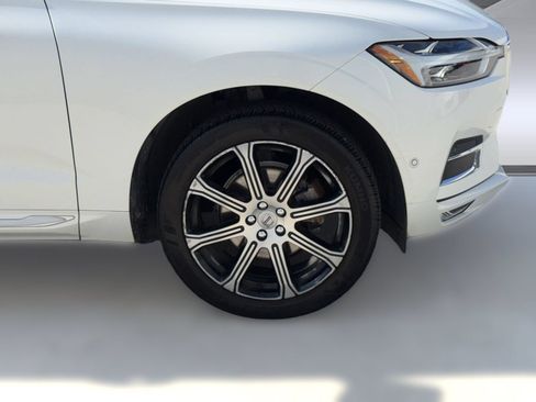 Used 2019 Volvo XC60 T5 Inscription w/ Protection Package FWD image 12