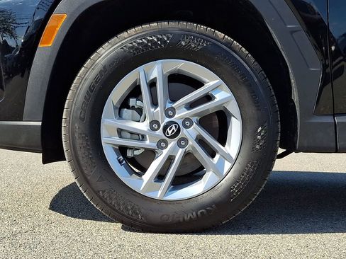 Used 2025 Hyundai Tucson SE AWD/4WD image 9