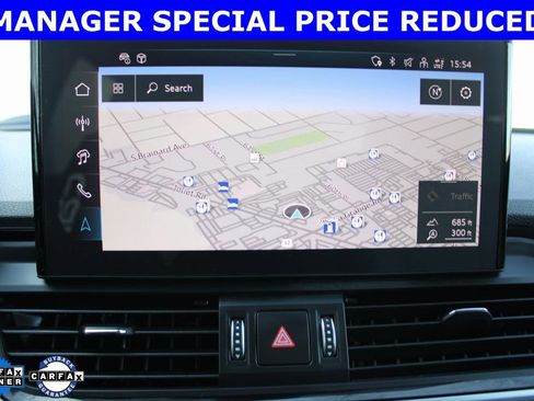 Used 2024 Audi Q5 2.0T Prestige w/ Prestige Package image 19