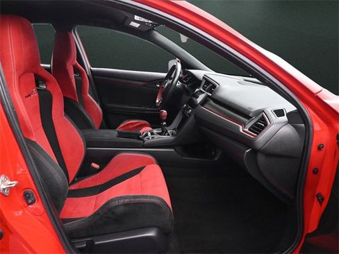 Used 2018 Honda Civic Type R image 22