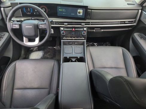 Used 2025 Hyundai Santa Fe SEL FWD image 25