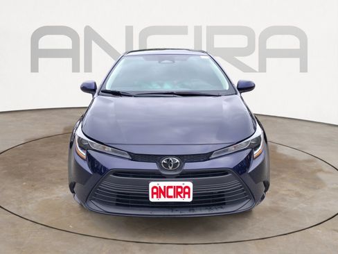 Used 2025 Toyota Corolla LE image 8