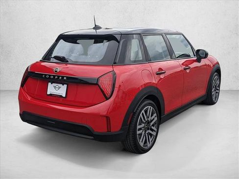 New 2026 MINI Cooper 4-Door Hardtop FWD image 2