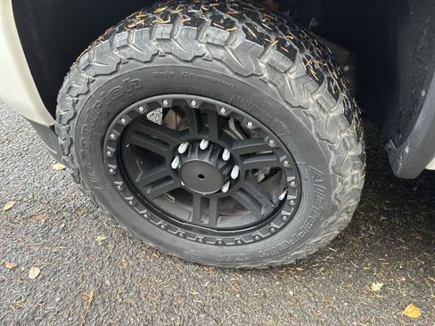 Used 2018 GMC Sierra 3500 Denali w/ Duramax Plus Package image 9