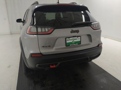 Used 2019 Jeep Cherokee Trailhawk w/ Cold Weather Group AWD/4WD image 6