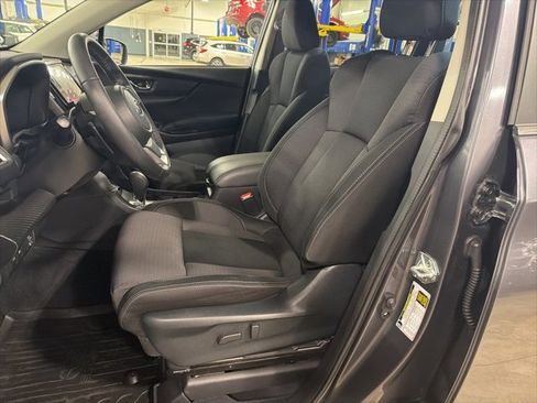Used 2023 Subaru Ascent Premium w/ Convenience Package image 23