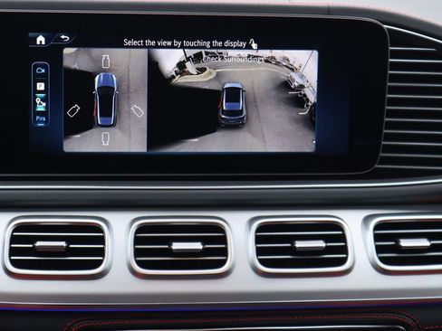 New 2025 Mercedes-Benz GLE 63 AMG S image 17