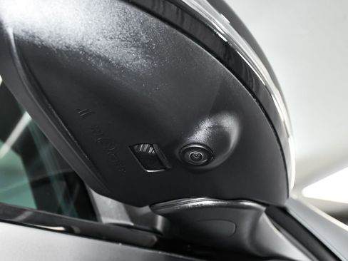 Used 2023 Mercedes-Benz GLC 300 4MATIC Coupe image 73