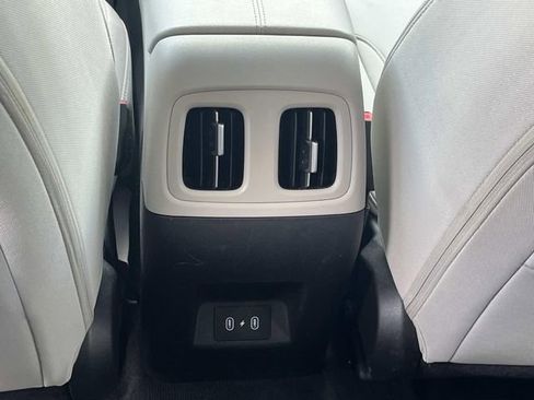 Certified 2025 Hyundai Tucson SEL image 18