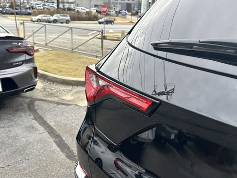 Certified 2023 Acura MDX SH-AWD w/ Technology Package image 20