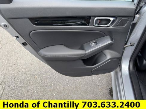 Certified 2022 Honda Civic Touring image 30