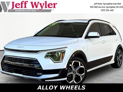 Used 2023 Kia Niro EX Touring