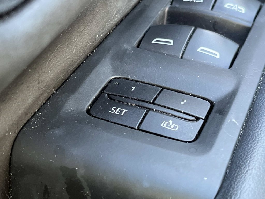 Used 2021 Chevrolet Tahoe Z71 AWD/4WD image 33