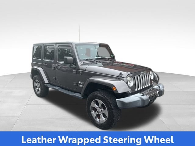 Used 2016 Jeep Wrangler Unlimited Sahara w/ Dual Top Group AWD/4WD image 32