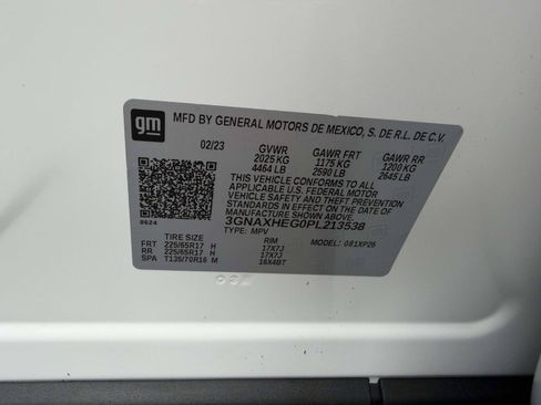 Used 2023 Chevrolet Equinox LS w/ Driver Confidence II Package FWD image 18