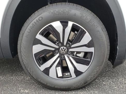 New 2026 Volkswagen Atlas SE AWD/4WD image 12