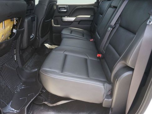 Used 2015 Chevrolet Silverado 2500 LT w/ LT Convenience Package AWD/4WD image 12