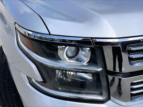 Used 2018 Chevrolet Tahoe Premier AWD/4WD image 27