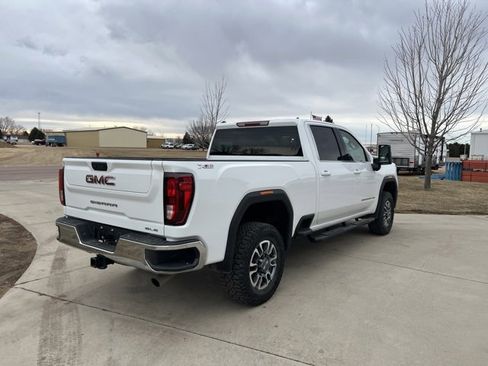 Used 2024 GMC Sierra 2500 SLE image 5