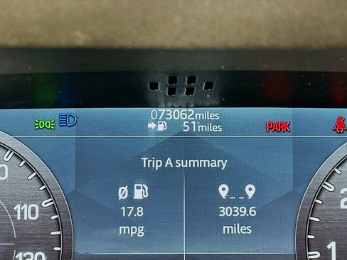 Used 2022 Land Rover Defender 110 X-Dynamic SE image 46