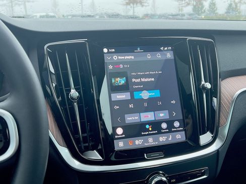 New 2026 Volvo V60 B5 Cross Country Plus w/ Protection Package Premier image 18