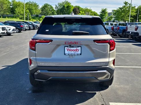 New 2026 GMC Terrain Elevation w/ Technology Package II AWD/4WD image 8