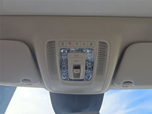 Used 2025 Mercedes-Benz GLE 350 4MATIC image 28