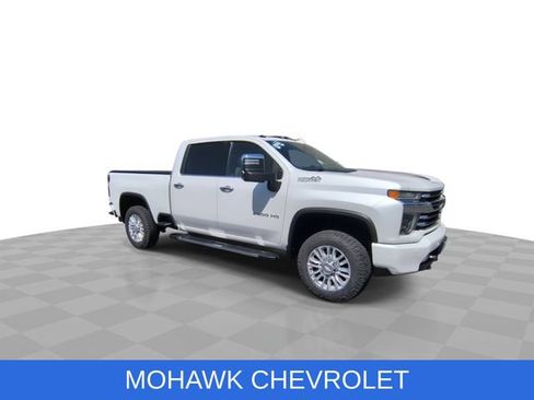 Used 2020 Chevrolet Silverado 2500 High Country w/ Z71 Off-Road Package image 2