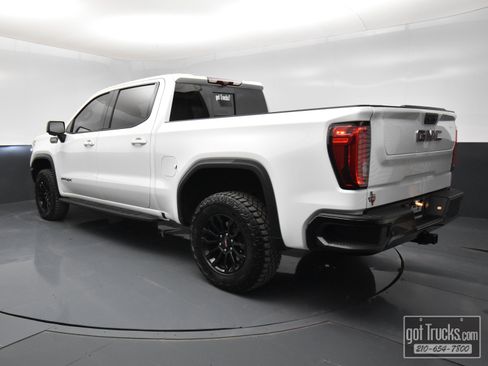 Used 2023 GMC Sierra 1500 AT4X image 4