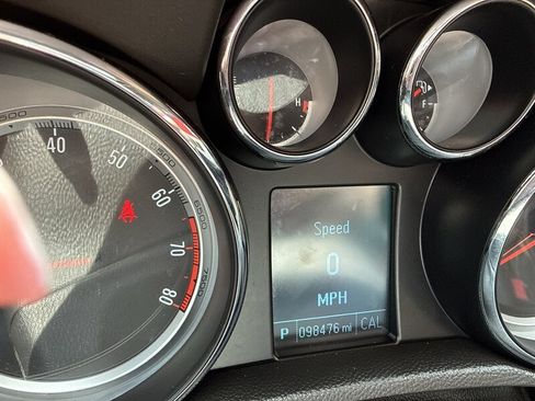 Used 2013 Buick Encore Premium AWD/4WD image 10