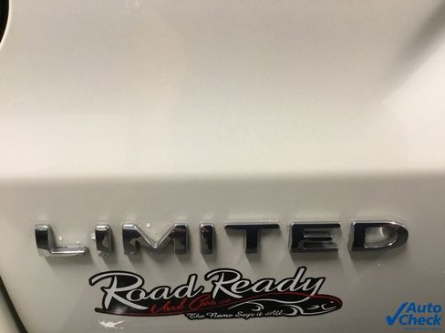 Used 2019 Ford Expedition Limited w/ Equipment Group 301A image 10