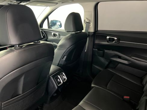 Used 2024 Kia Sorento S w/ Panoramic Sunroof Package FWD image 20