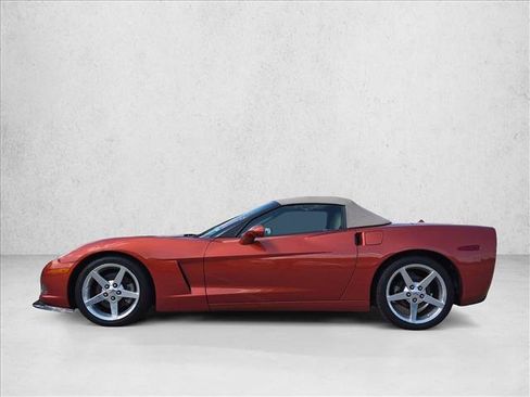 Used 2005 Chevrolet Corvette Convertible w/ Preferred Equipment Group RWD image 8