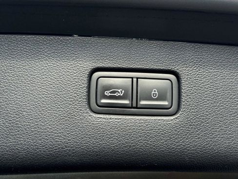 Used 2024 Genesis GV80 2.5T image 13