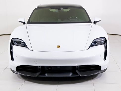 Certified 2021 Porsche Taycan Turbo S image 38