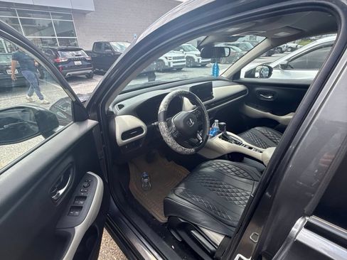 Used 2024 Honda HR-V LX image 6